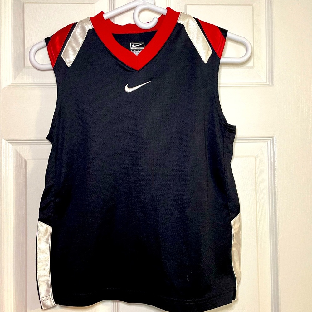 🆑🎉LAST CHANCE!!🎉 Boys Nike Tank Shirt